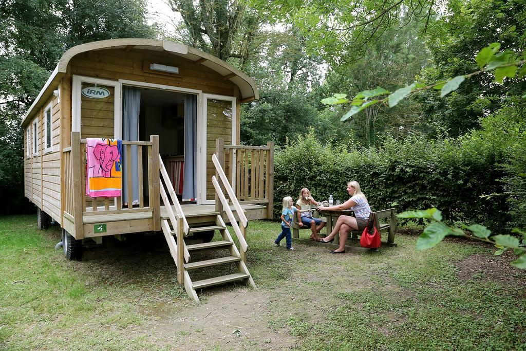 Le Nid Du Parc Campsite Villars-les-Dombes