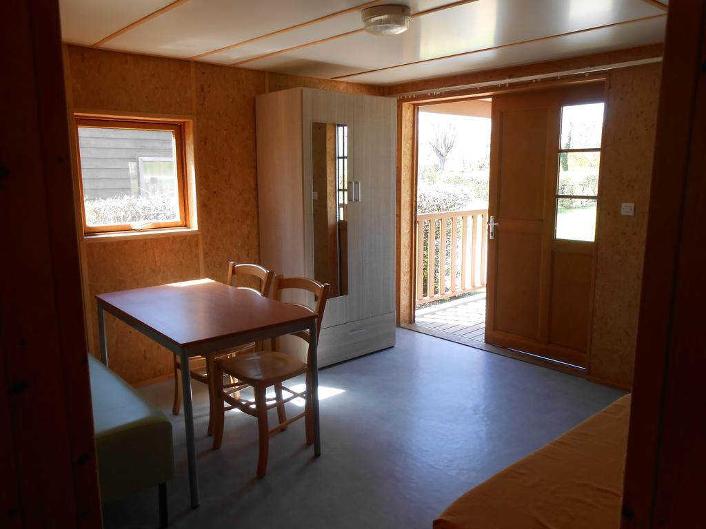 Le Nid Du Parc Campsite Villars-les-Dombes